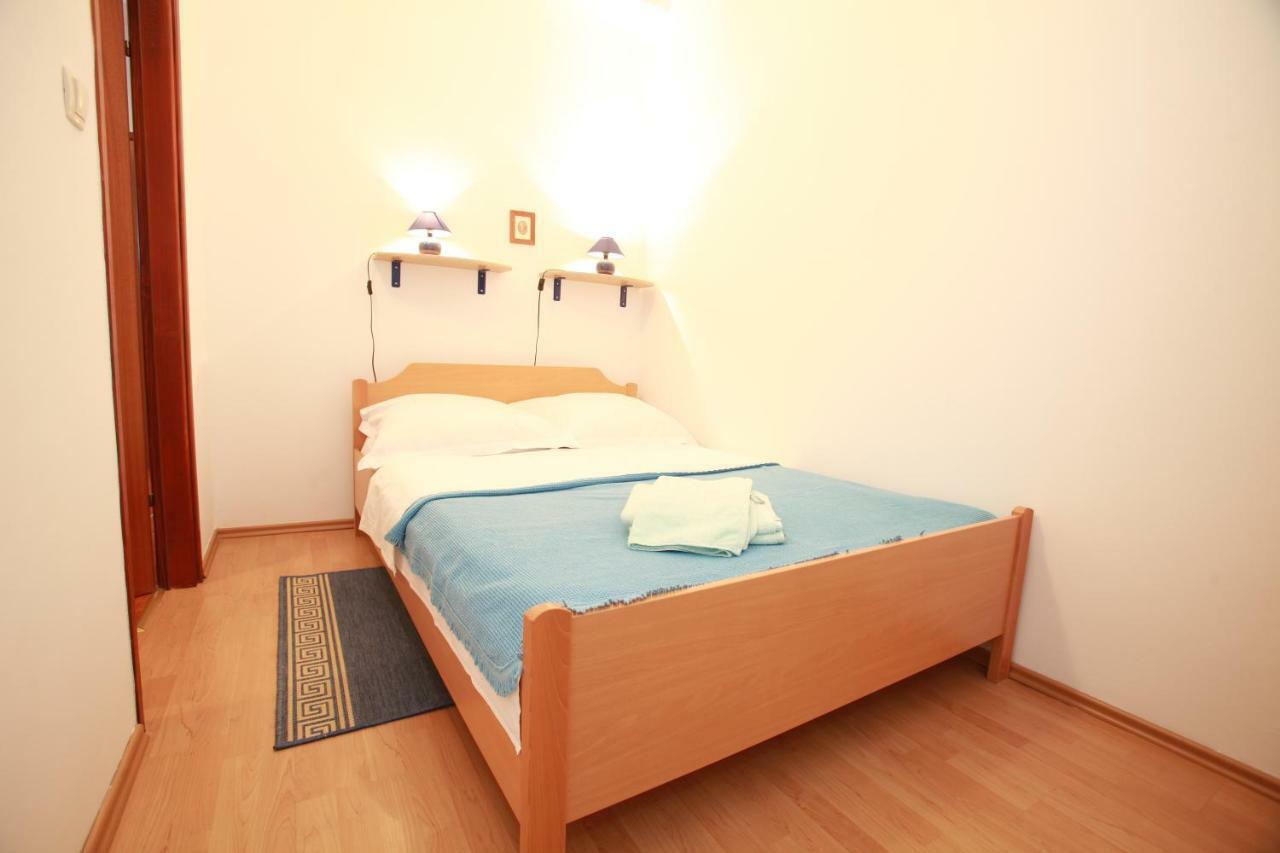 Apartments Goga Башка Екстер'єр фото