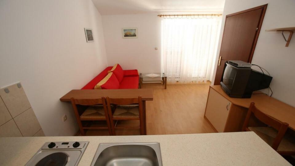 Apartments Goga Башка Екстер'єр фото