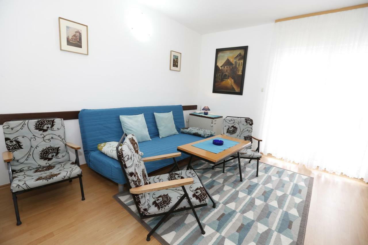 Apartments Goga Башка Екстер'єр фото